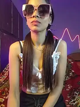 royeoy22 online show from 02.25.26