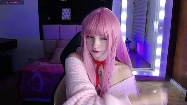  Charlotte Collins  online show from 12.05.25