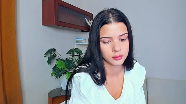 JoCauterucci online show from 09.19.25