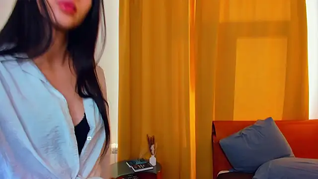 JoCauterucci online show from 11.16.25