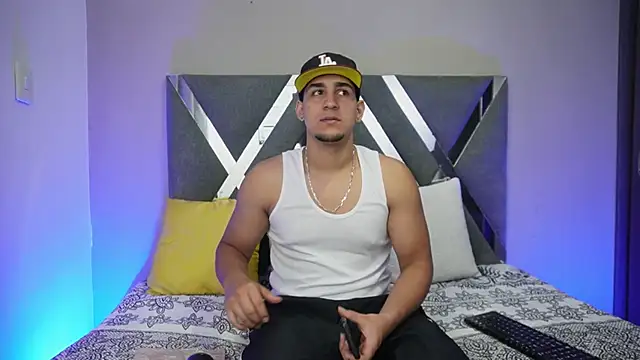 massimo vidal  online show from 10.11.25