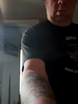 Stephanie1984 online show from 11.14.25