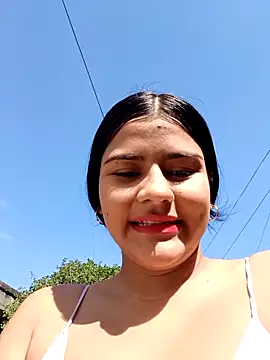 Snapshot of daringxxxhot chatting on 10.18.25 daringxxxhot online show from 10.18.25