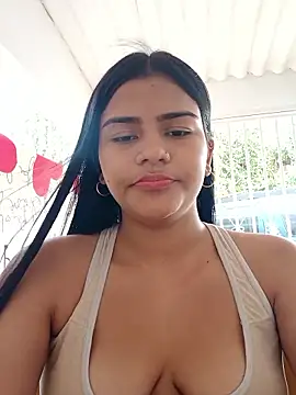 Snapshot of daringxxxhot chatting on 10.22.25 daringxxxhot online show from 10.22.25