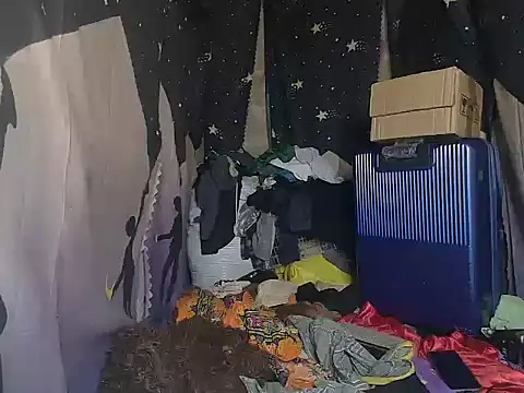 Snapshot of Reynalda26 chatting on 09.26.25 Reynalda26 online show from 09.26.25