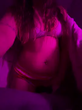 LilPeachyPie online show from 03.05.26