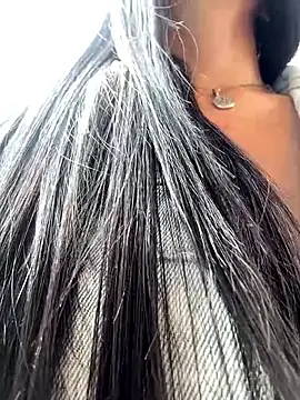 MarianaSandoval27 online show from 11.21.25