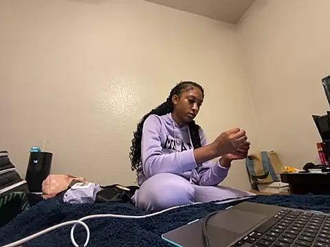 Brooke012 online show from 04.04.26