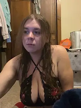 Snapshot of adventuresinsky chatting on 10.11.25 adventuresinsky online show from 10.11.25