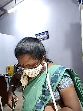 umashreetamil online show from 11.15.25