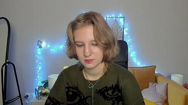 Hailey Foxy online show from 10.01.25