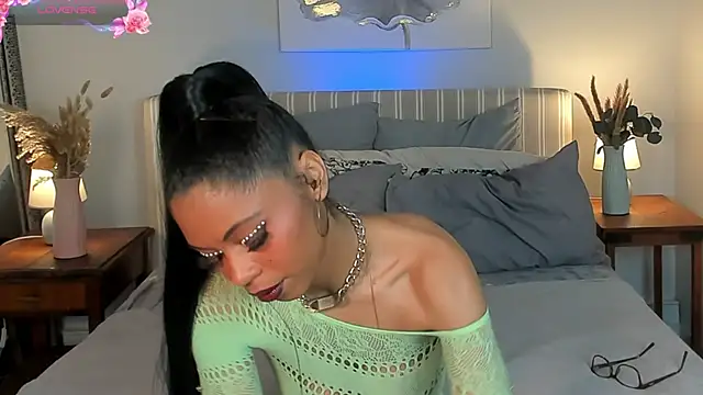 ChelseaQuinn online show from 10.23.25