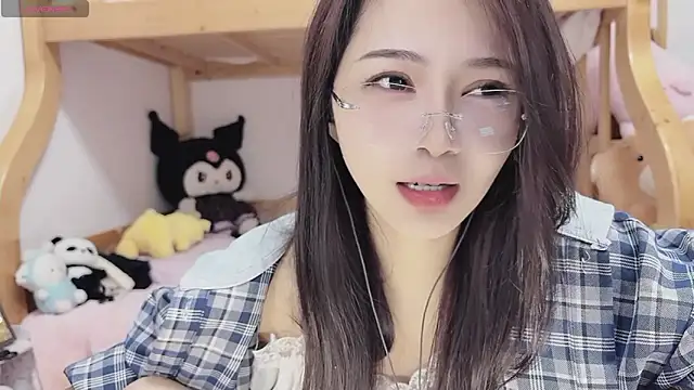 Sue101010 online show from 10.20.25