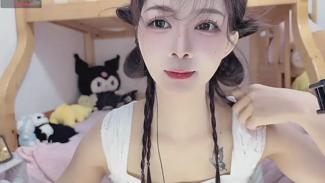 Sue101010 online show from 10.30.25