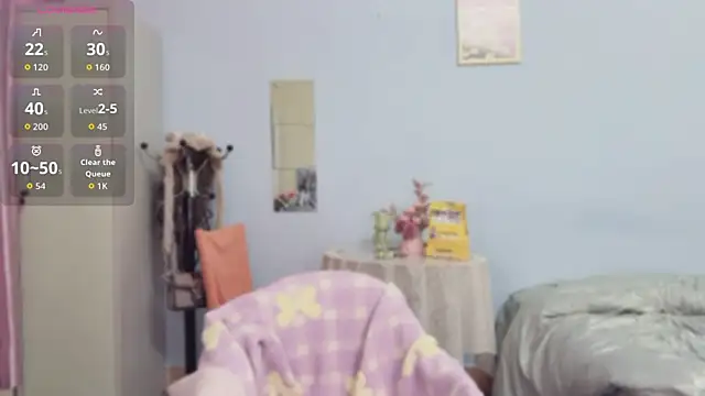 Sue101010 online show from 12.18.25