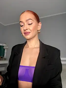 LittleFox    online show from 10.06.25