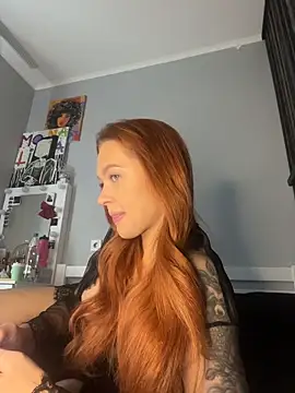 LittleFox    online show from 04.18.26