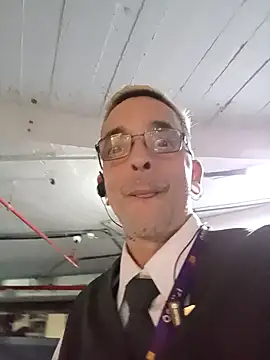 dinho carioca online show from 04.14.26