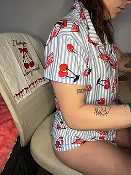 d3luluxx online show from 02.28.26