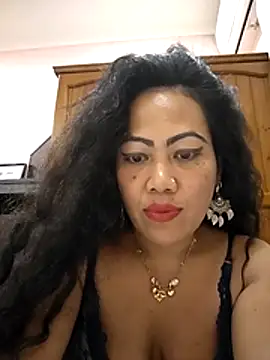 Snapshot of Lindarossyta chatting on 06.11.26 Lindarossyta online show from 06.11.26