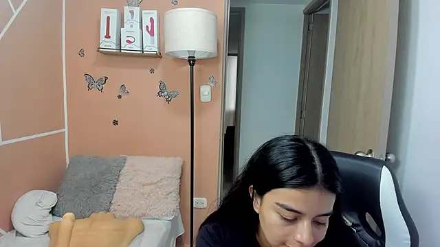 valerihouse online show from 12.14.24