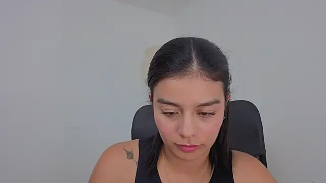 valerihouse online show from 10.26.25