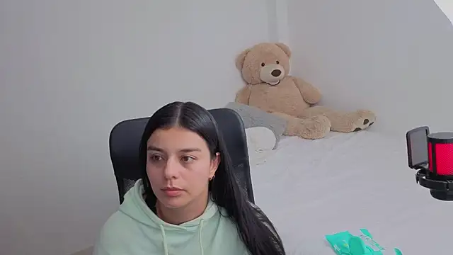 valerihouse online show from 02.18.26