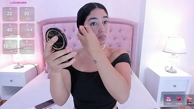 Scarlett 12 online show from 09.22.25