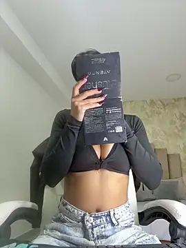 Scarlett 12 online show from 03.22.26