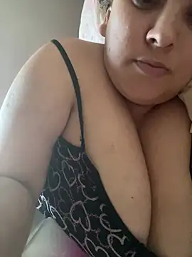 bruna438 online show from 02.22.26