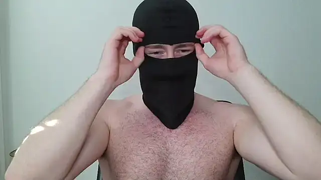 Snapshot of PhantomGent chatting on 06.18.26 PhantomGent online show from 06.18.26