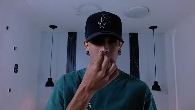 Franvill Trato online show from 11.04.25