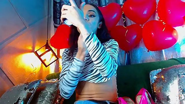 Snapshot of Cristal_Gem1 chatting on 02.15.26 Cristal Gem1 online show from 02.15.26