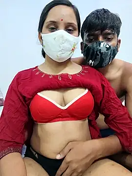 Snapshot of Miss_Riya20 chatting on 07.15.26 Miss Riya20 online show from 07.15.26