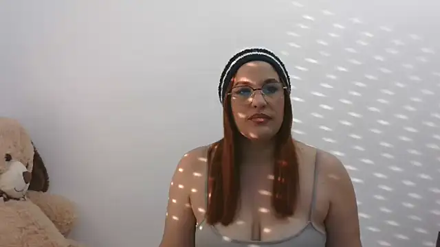 Cuquita83 online show from 12.18.24