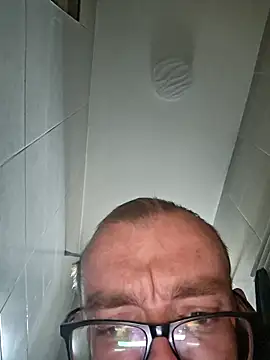 948197 online show from 12.05.25