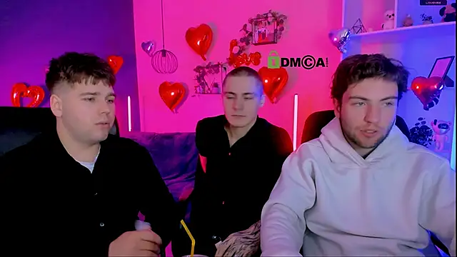 Snapshot of joseph_bear_ chatting on 02.14.26 joseph bear online show from 02.14.26