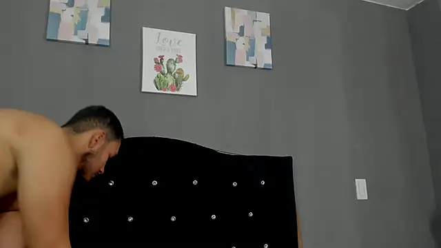 Snapshot of chatting on 05.15.26 online show from 05.15.26