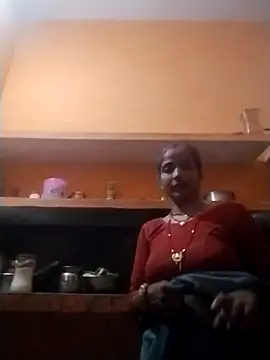 Miss 143 online show from 09.18.25