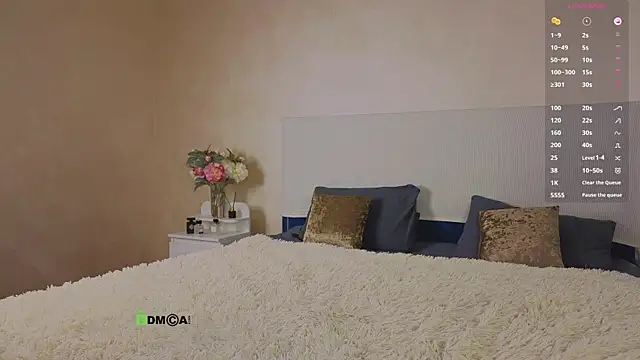  sophielov online show from 12.16.25