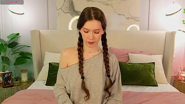 MaryNixon  online show from 03.07.26