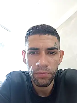 Snapshot of xirie98 chatting on 09.29.25 xirie98 online show from 09.29.25