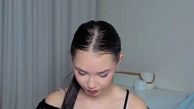 slyshypie online show from 09.23.25