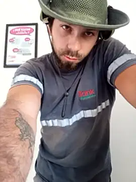 Lushakuiron1 online show from 02.13.26