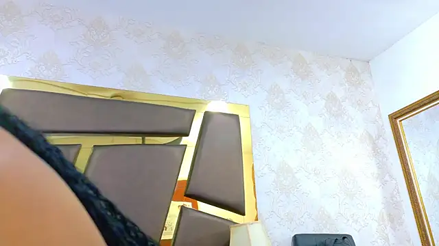 EmilieLake online show from 03.04.26