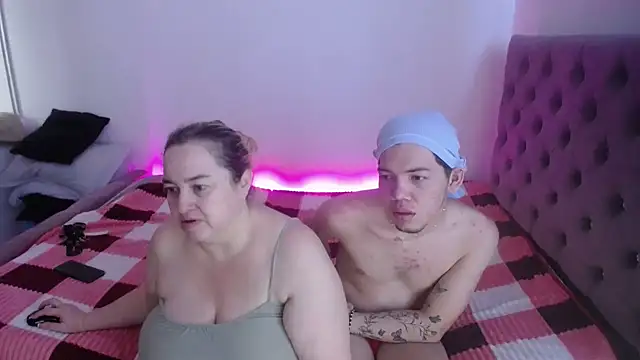 Snapshot of brutal_dirty_sex chatting on 04.29.26 brutal dirty sex online show from 04.29.26