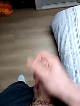 Float4x online show from 10.08.25