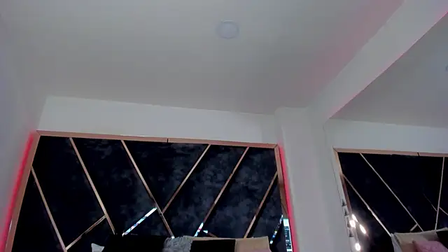 Snapshot of SusanaHenao chatting on 09.12.25 SusanaHenao online show from 09.12.25