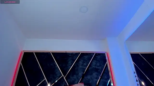 SusanaHenao online show from 11.04.25