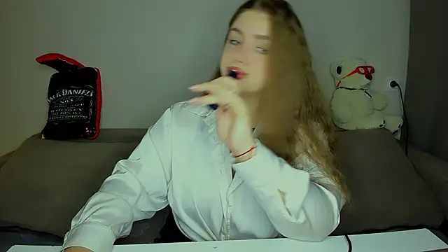 Snapshot of yourgem__ chatting on 09.25.25 yourgem online show from 09.25.25